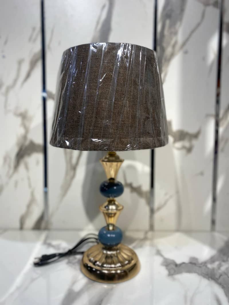 Find modern and stylish lamps at @decorbyhappy Store. 7