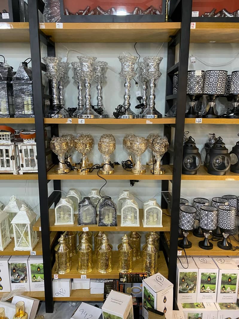 Find modern and stylish lamps at @decorbyhappy Store. 13