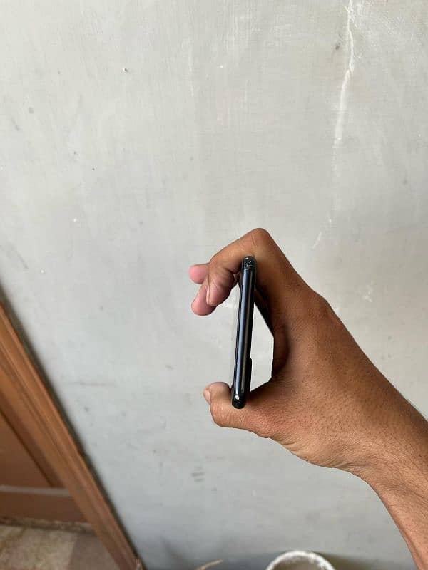 Iphone 7 plus jet black 4