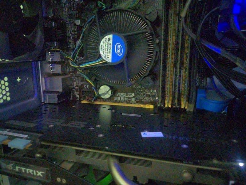 4th generation custom gaming PC for sale 16gb ram 4gb graphics card 1