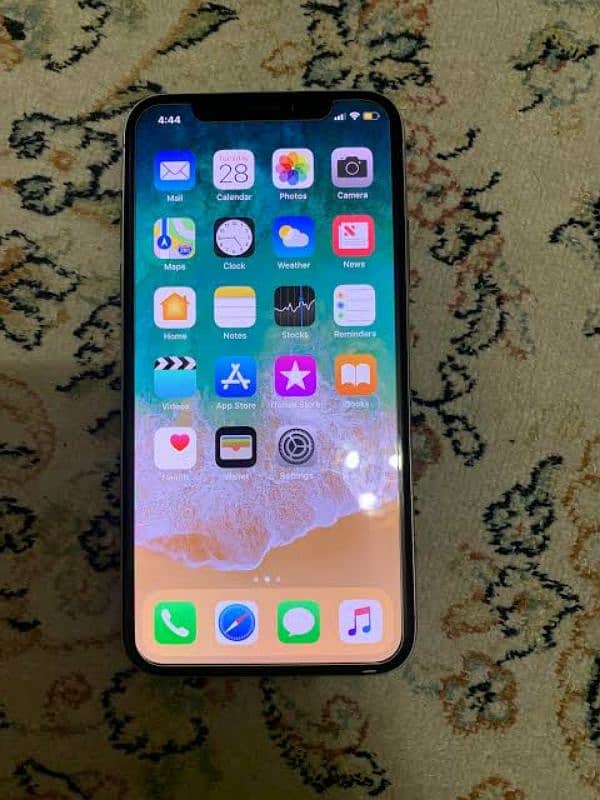 iphone 6s, SE, 7, 7+, 8, 8+, X and ipad sale buy and bypass 0