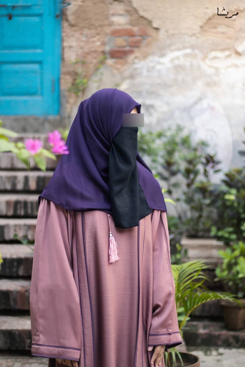 Zoom Maghzi Design Abaya 2