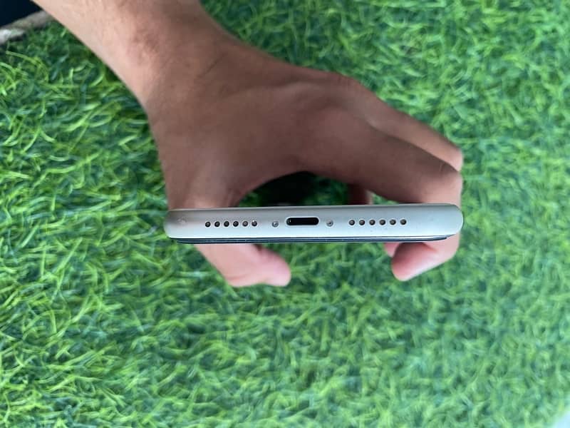 iphone 11 Non-Pta 4