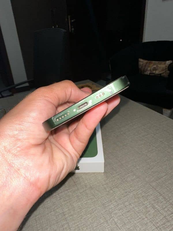 iPhone 13 | Storage 128 GB | Non-PTA 5