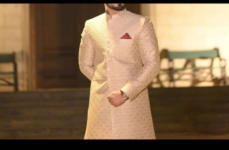 Complete New Groom Barat Set Golden 0
