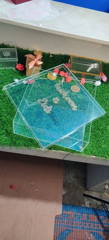 Acrylic Boxs Available 0