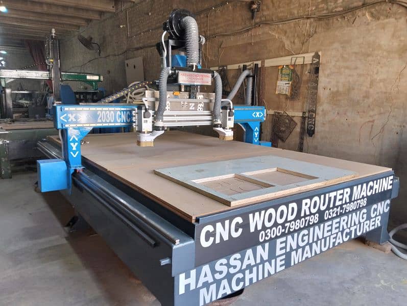 CNC WOOD ROUTER MACHINE 0