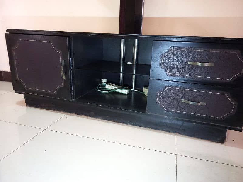 LCD console/stand 0