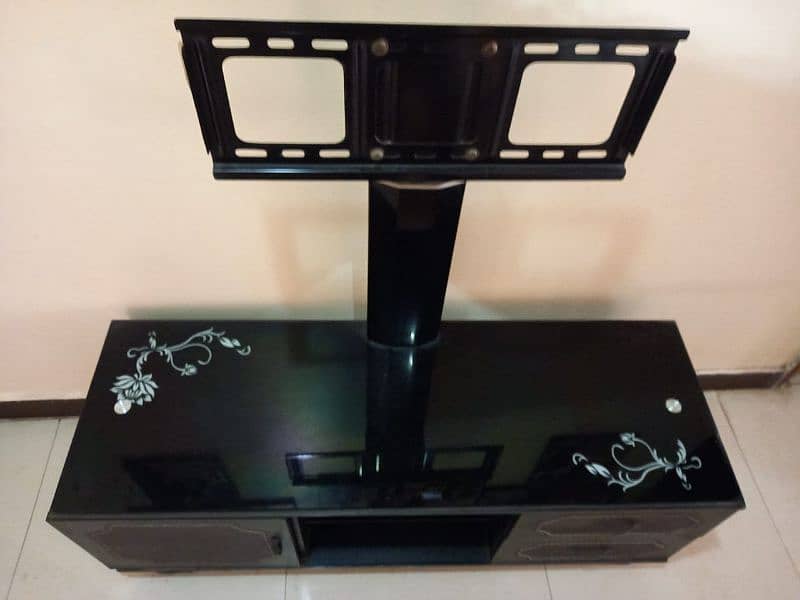 LCD console/stand 2