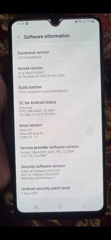 galaxy A71 5g. or samsung A32 all ok without box . 4