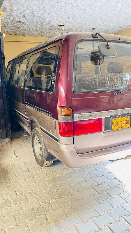 Toyota Hiace Super Custom 6