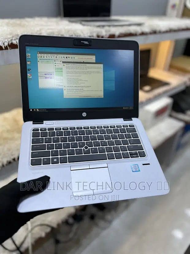 hp elitebook 820g3 i7 6genration 2