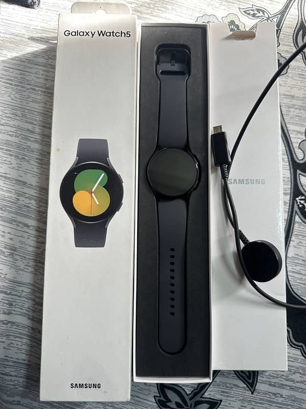 Samsung Galaxy Watch 5 Wifi + GPS 0