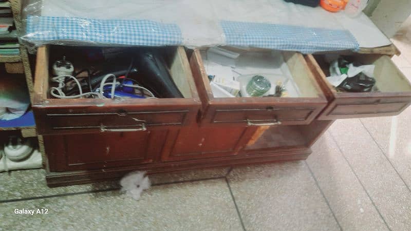 dressing table for sale in Sargodha 2