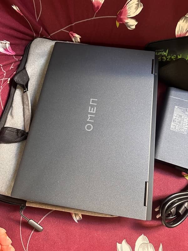 HP Omen I9-GEN13900HX 16GB 1TB 8GB RTX 4060 | 16.0” 2.5K 240Hz Display 10