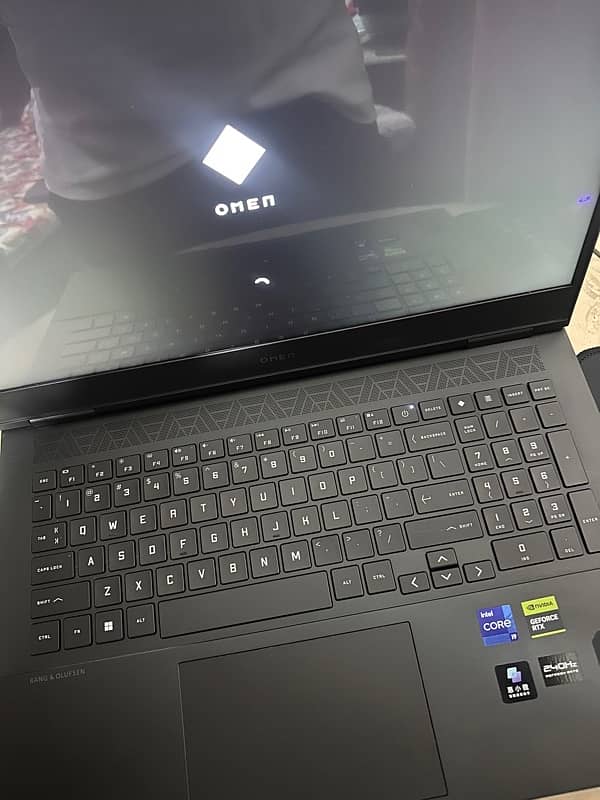 HP Omen I9-GEN13900HX 16GB 1TB 8GB RTX 4060 | 16.0” 2.5K 240Hz Display 16