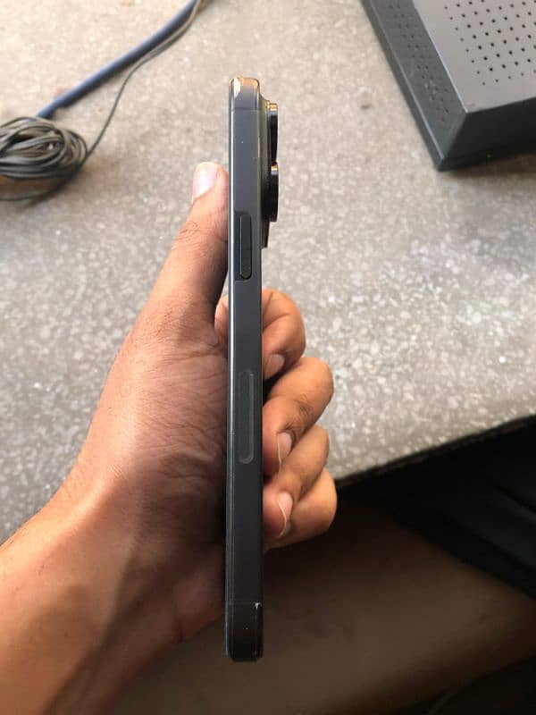 iPhone 15 Pro Max 512GB (LLA) – Factory Unlocked 2