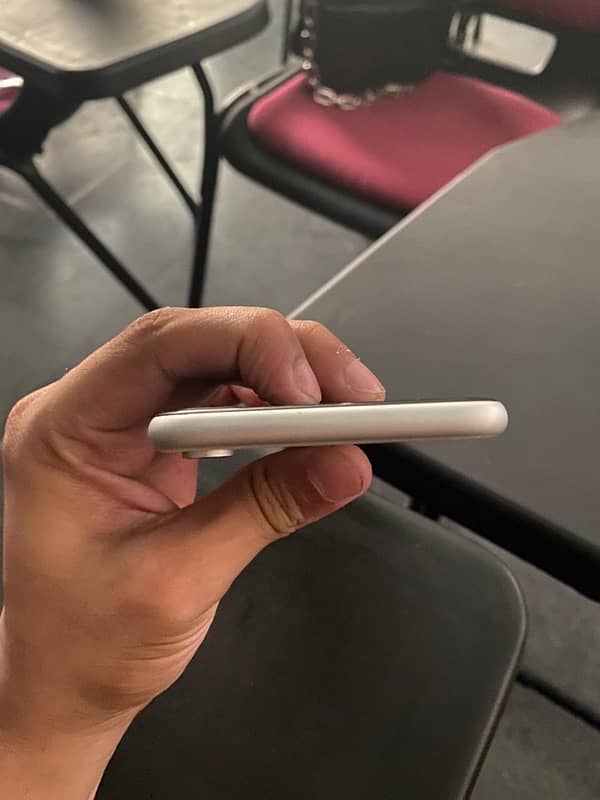 i phone Xr 3