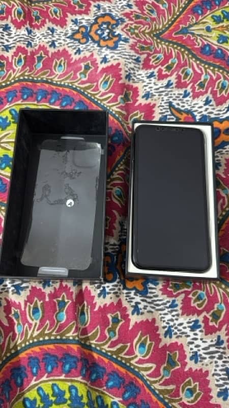 iPhone 11 Pro Max 64GB PTA Approved 89% bat 0