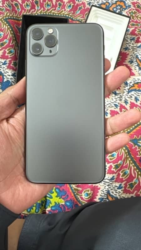 iPhone 11 Pro Max 64GB PTA Approved 89% bat 4