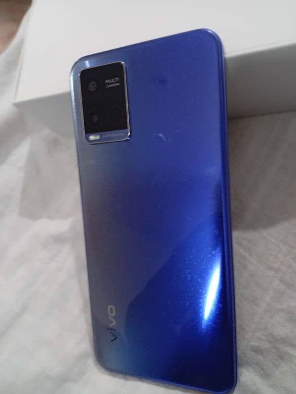 vivo y21 blue full box 3