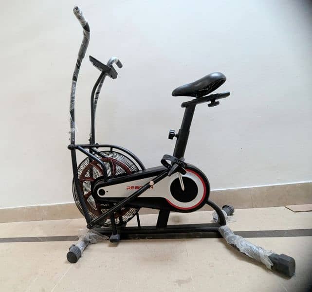 Elliptical trainer Cycle / Exercise Cycle / Gym Machine 0