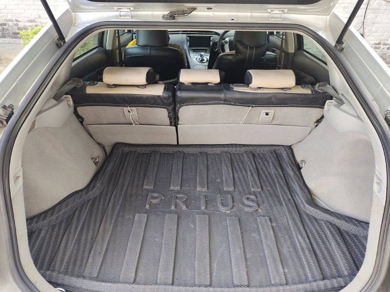 Toyota Prius 2011/2015 1.8 3rd generation 8