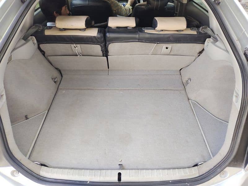 Toyota Prius 2011/2015 1.8 3rd generation 9