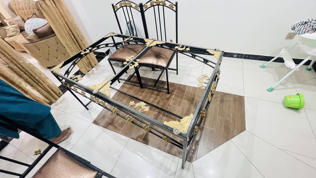 8 seater Dining table steel material with mirror 8