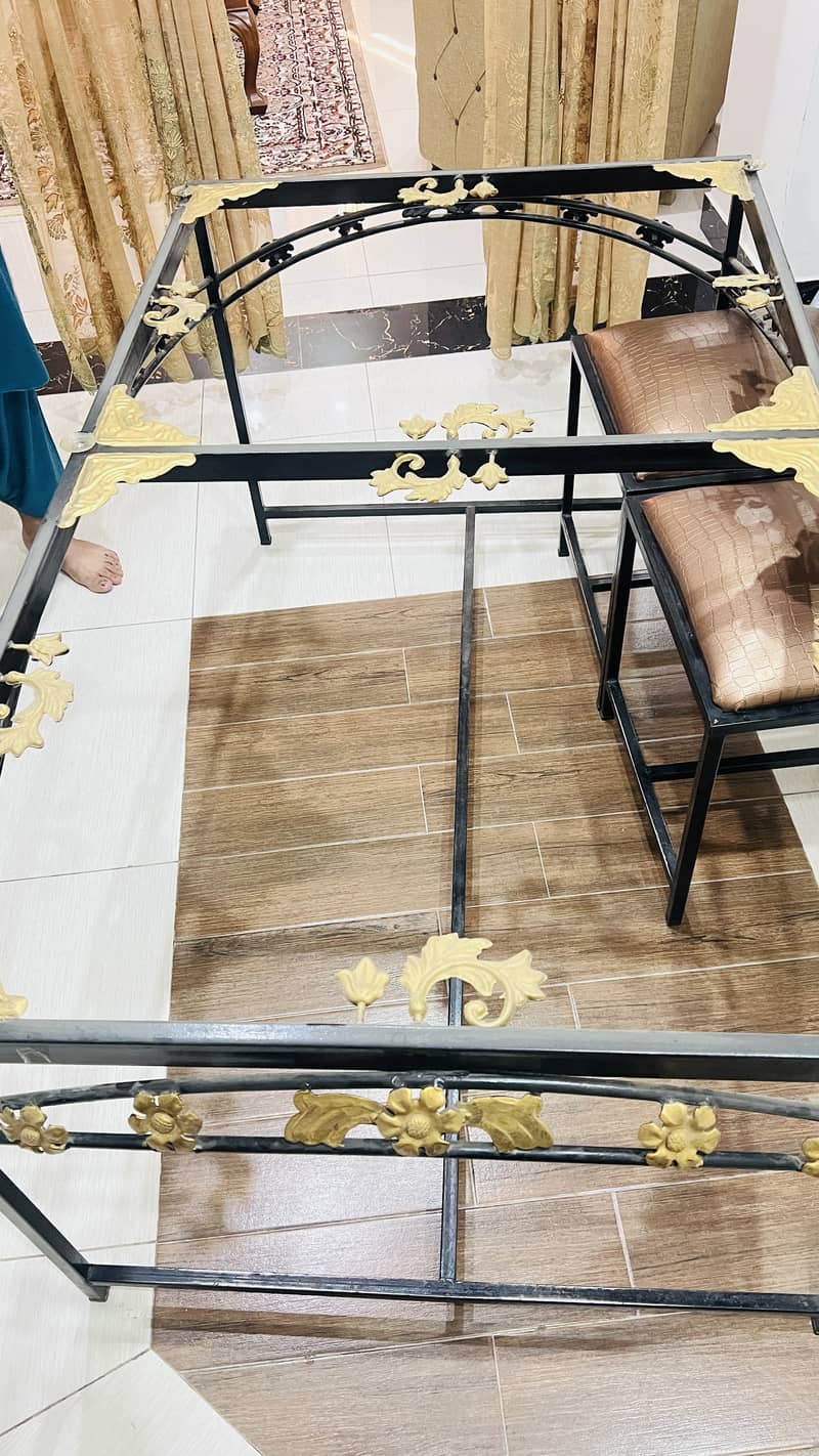 8 seater Dining table steel material with mirror 9