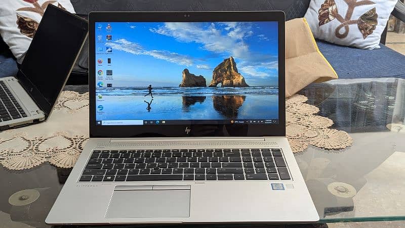 HP EliteBook i7 8th Gen ''16 GB DDR4 RAM'' ''256GB NVMe SSD'' 4