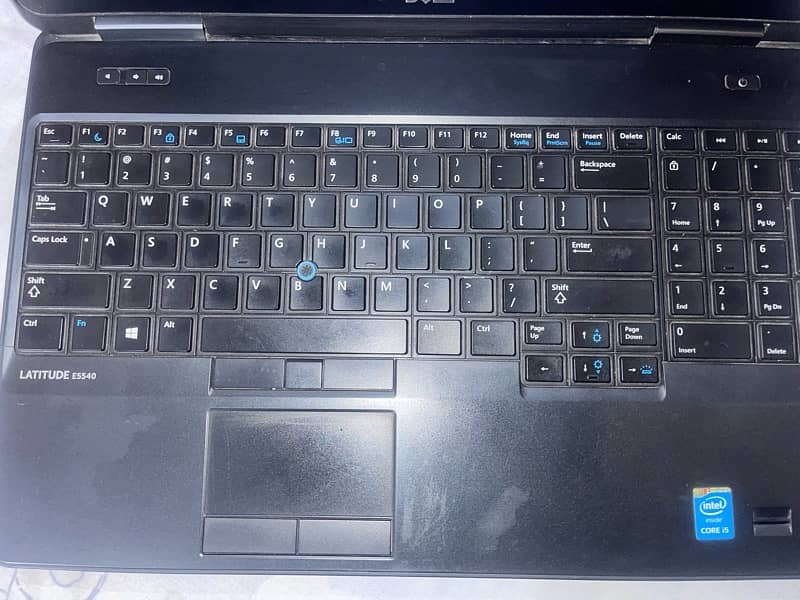 Dell Latitude E5540 5