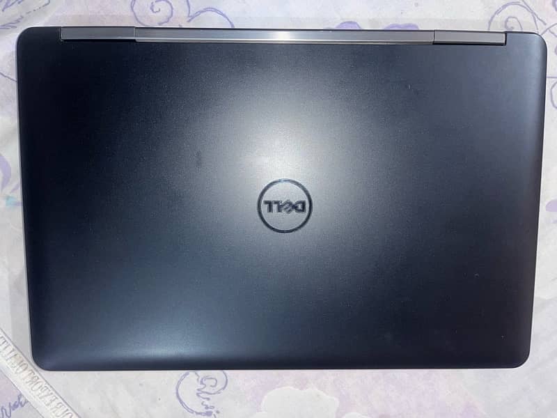Dell Latitude E5540 10