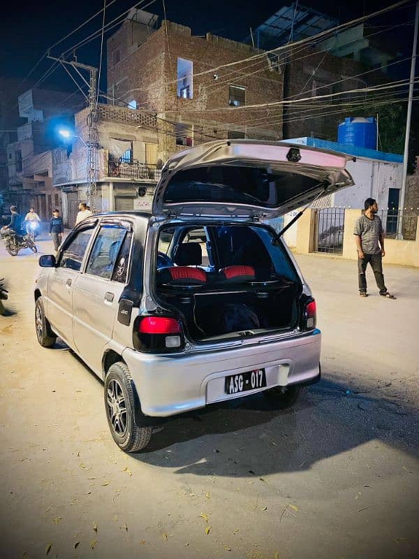 Daihatsu Cuore 2009 3