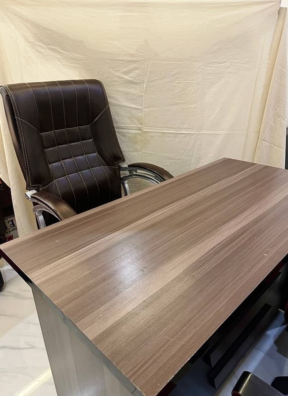 Office table and recliner chair 4