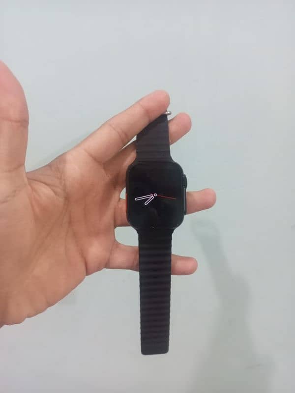 Apple smart watch. new. 10by10. full box 1