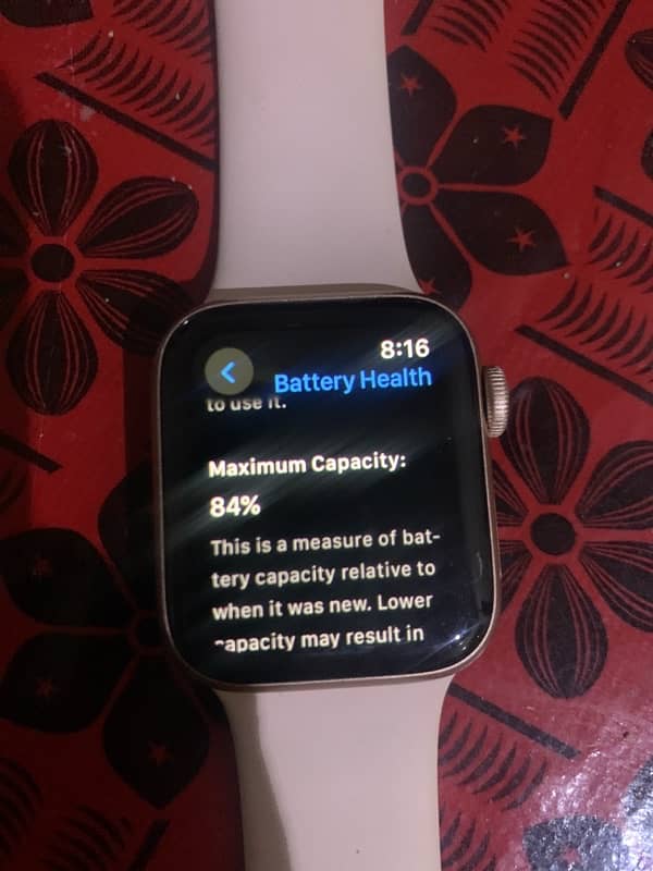 Apple Watch SE 40 mm exchange available  aur kam hojaye gi price 10