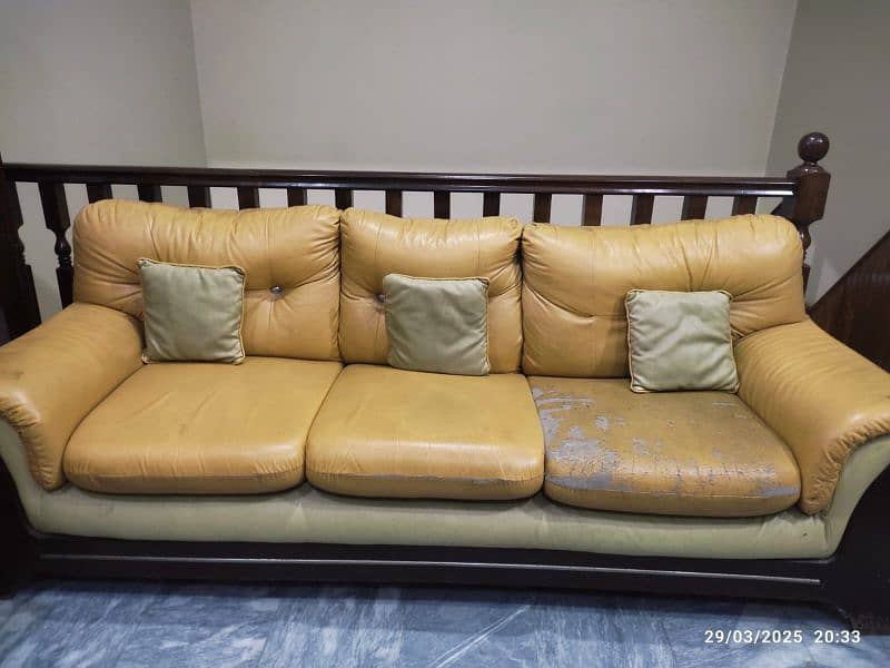 Sofa set 0