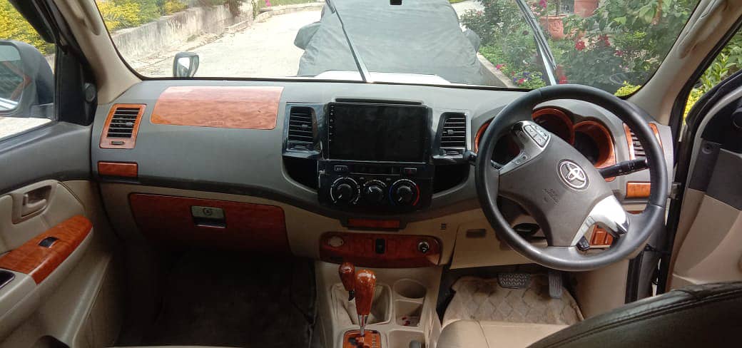 Toyota Hilux Vigo Champ 3.0 D4D VN-Turbo 2012 G 2