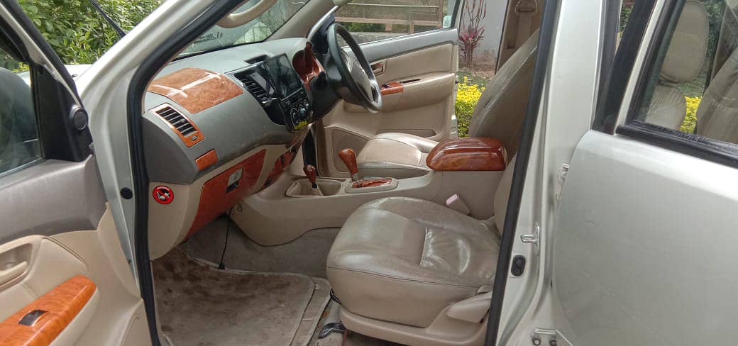 Toyota Hilux Vigo Champ 3.0 D4D VN-Turbo 2012 G 4