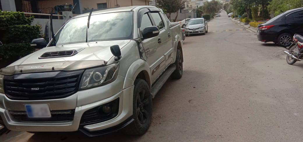 Toyota Hilux Vigo Champ 3.0 D4D VN-Turbo 2012 G 9