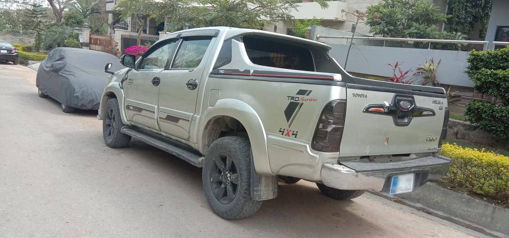 Toyota Hilux Vigo Champ 3.0 D4D VN-Turbo 2012 G 13