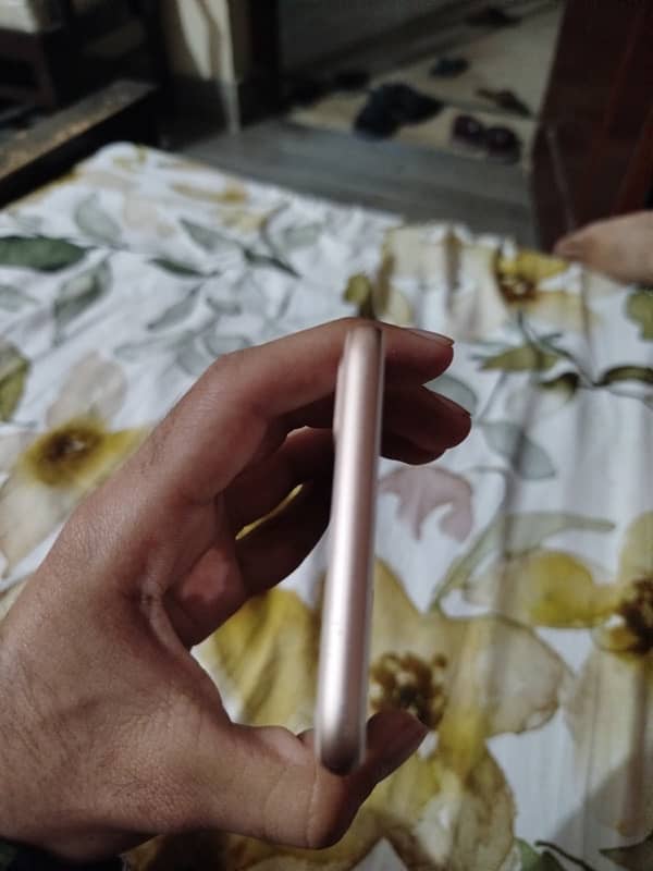 IPhone 8 Plus 4