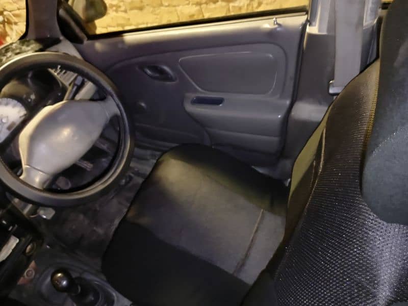 Suzuki Alto 2010 4