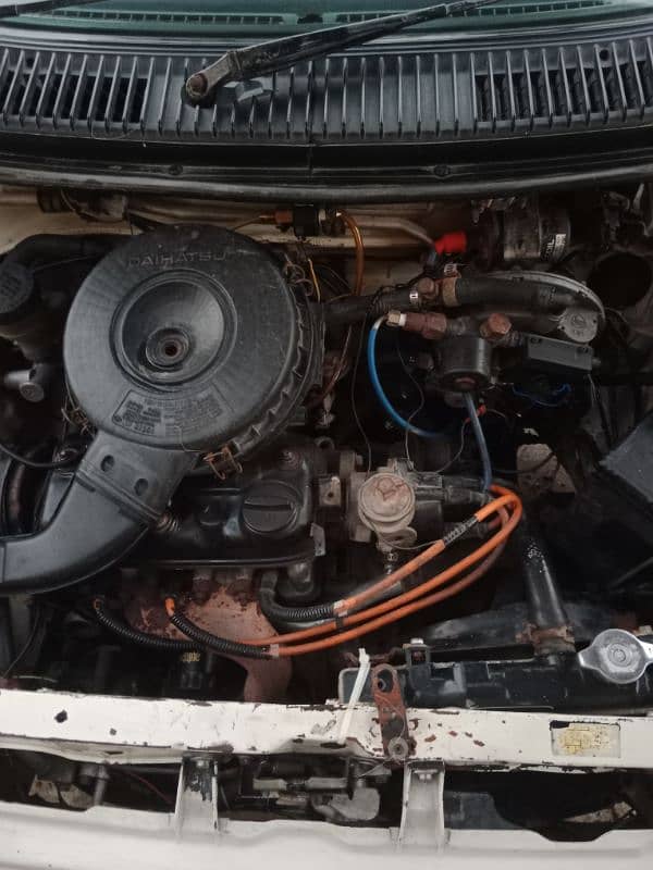 Daihatsu Cuore 2004 3