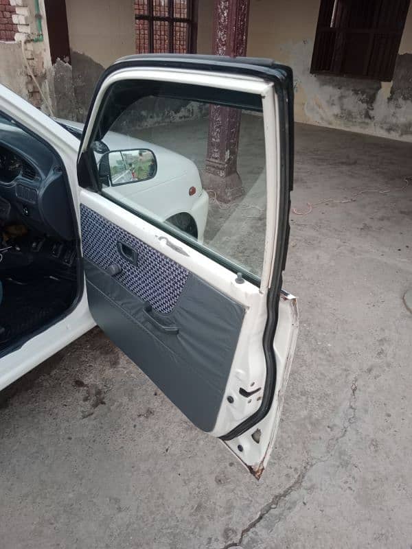 Daihatsu Cuore 2004 6