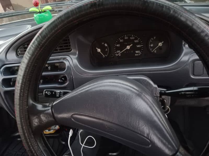 Daihatsu Cuore 2004 13