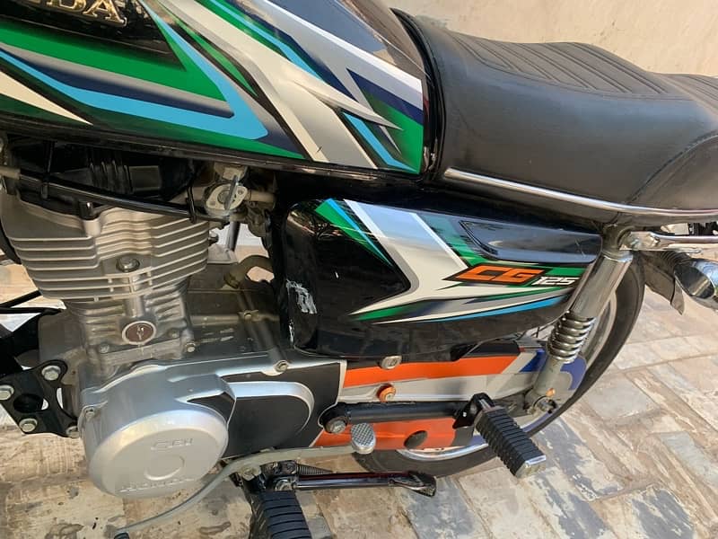 Honda CG 125 Orignal Milage 2023 Applied For 11