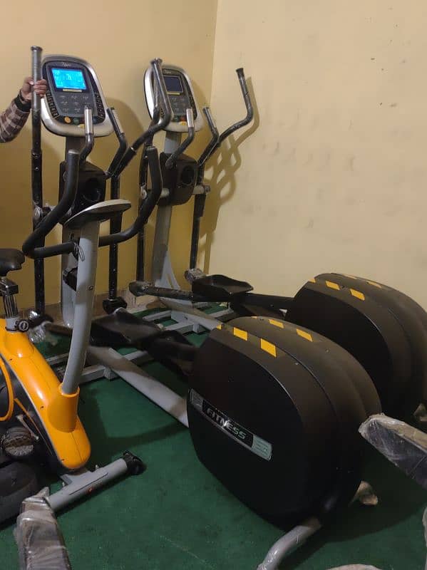 SPIN BIKE /EXERCISE CYLCE /  ELECTRIC TREADMILL / ELLIPTICAL /SLIMLINE 6