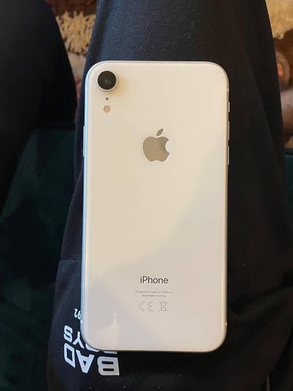 Iphone XR factory unlock 0